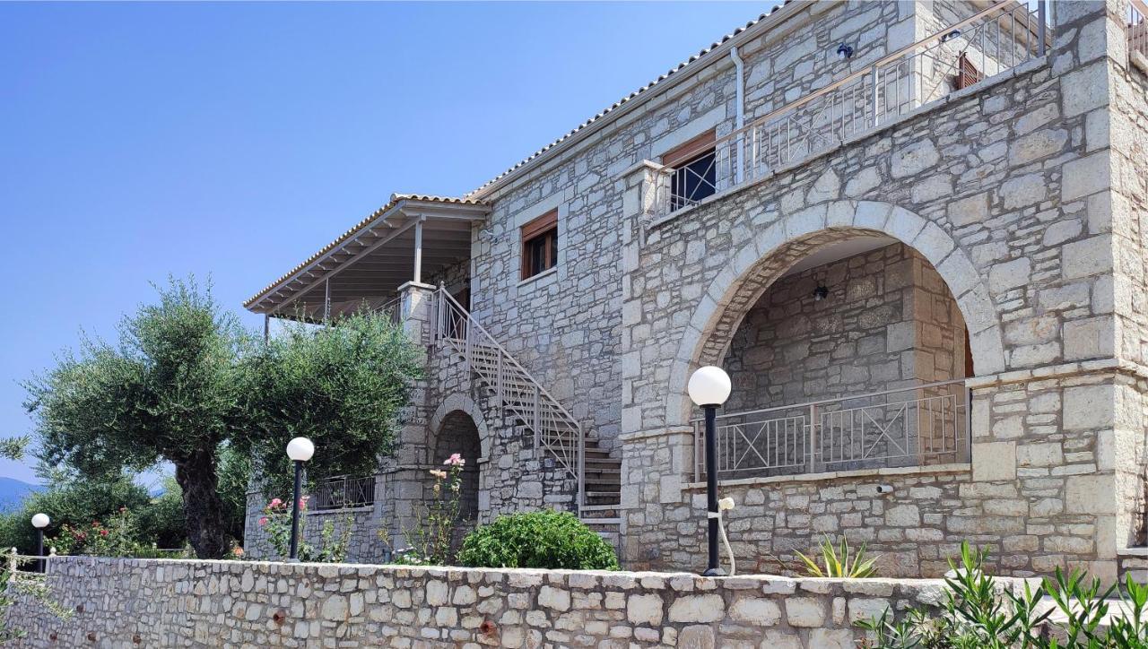 Olive Stonehouses - Alkistis Kalamáta Buitenkant foto