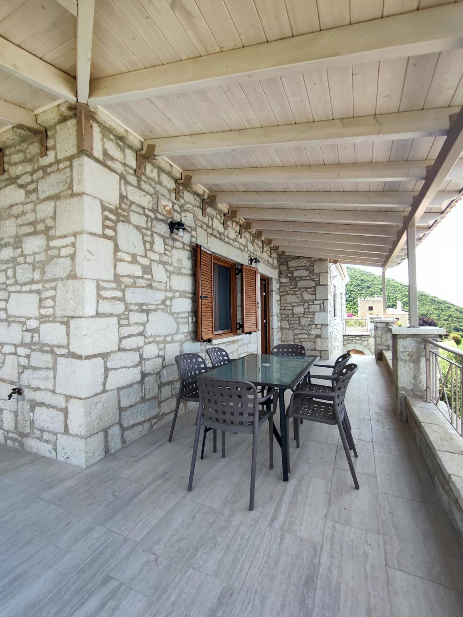 Olive Stonehouses - Alkistis Kalamáta Buitenkant foto