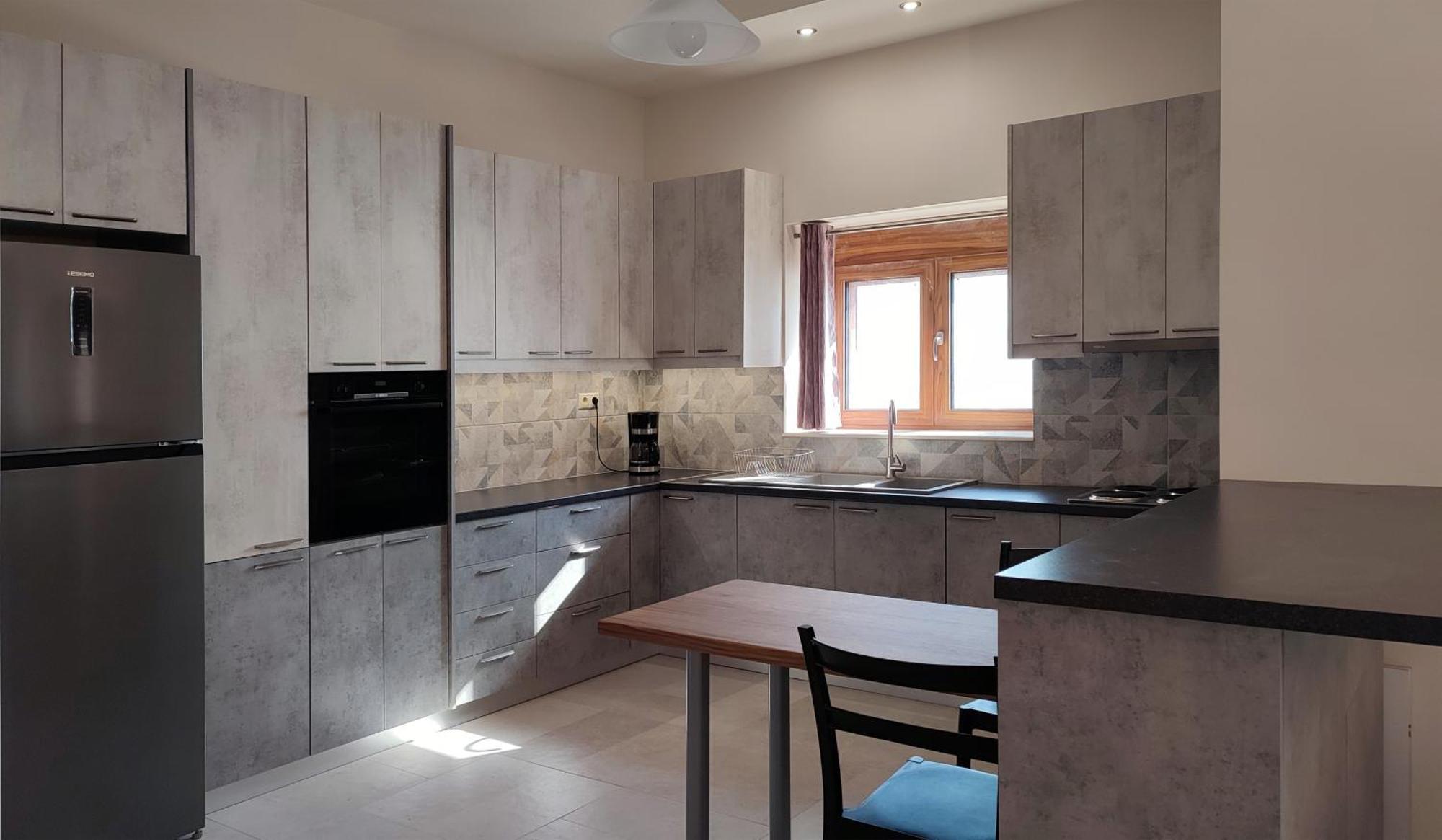 Olive Stonehouses - Alkistis Kalamáta Buitenkant foto